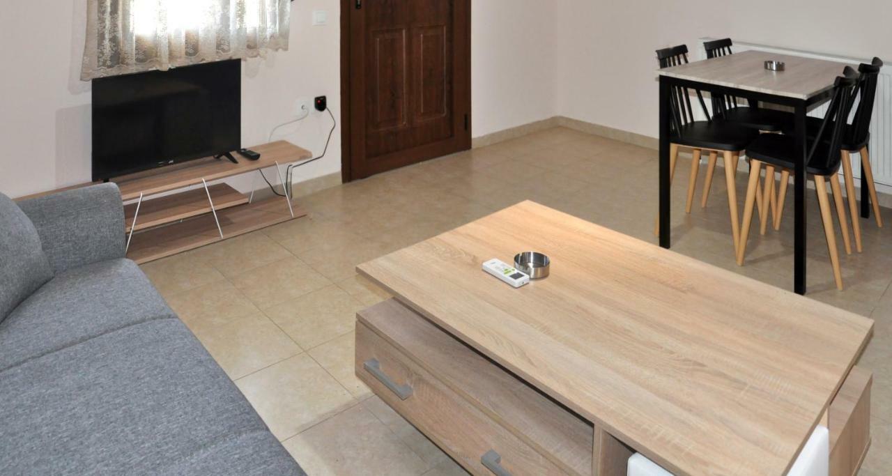 Houses Nikolaos 아피토스 외부 사진
