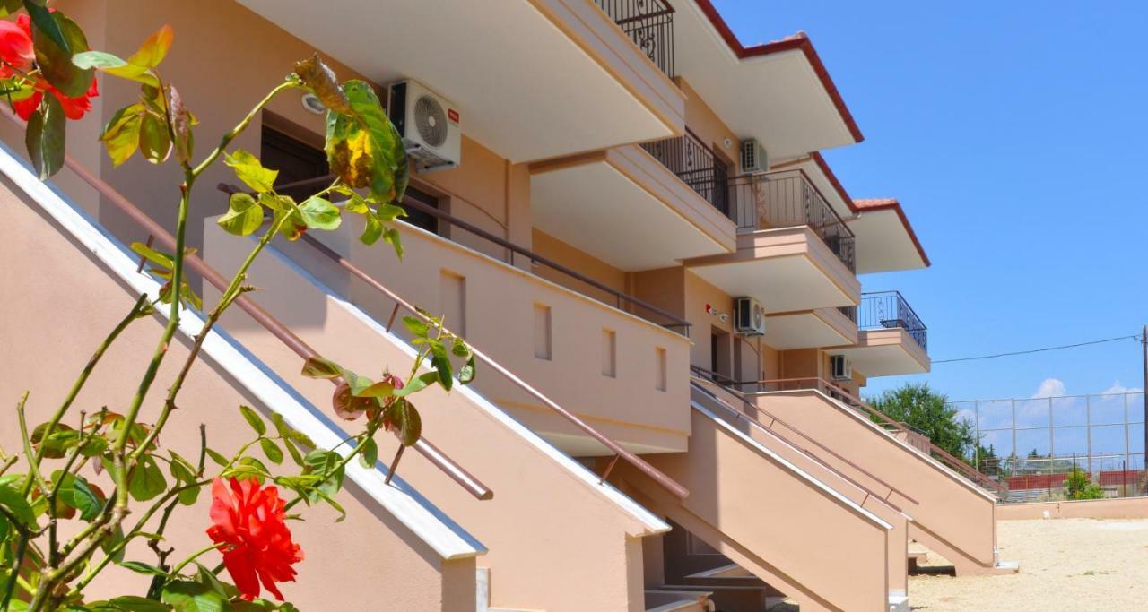 Houses Nikolaos 아피토스 외부 사진